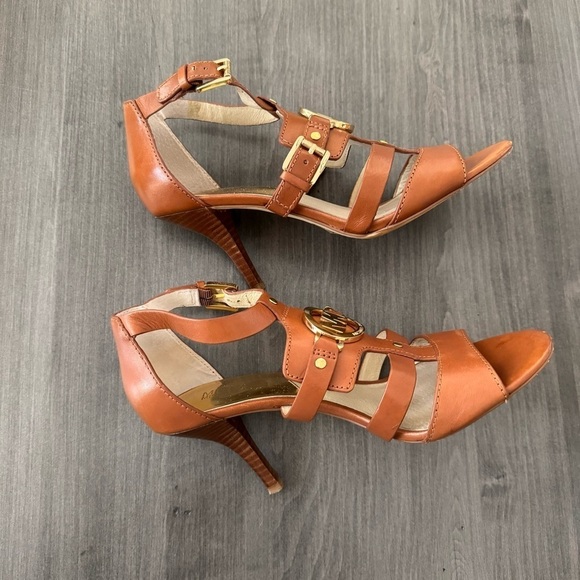 Michael Kors leather strappy gladiator brown camel heels size 8 - Picture 6 of 11
